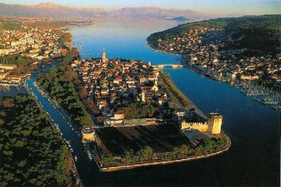 Apartment Pepica Trogir Quarto foto