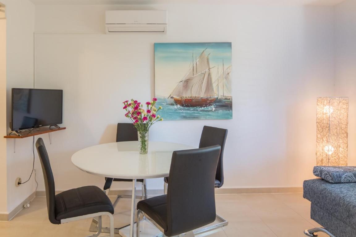 Apartment Pepica Trogir Exterior foto